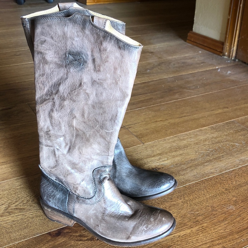 FRYE Women's # 77207 Carson Tab Tall Western Stacked Heel Knee-High Boots Size 6